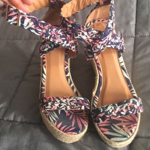 Wedge sandals